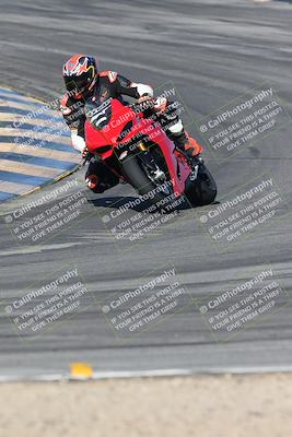 media/Nov-16-2025-Race Pace (Sun) [[8c5fa54630]]/Verified Riders/1-Turns 9 and 10 (925am)/